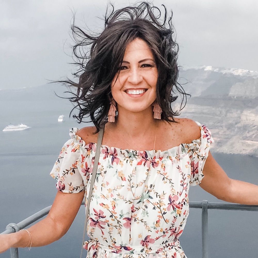 Meet your Posher, Crystal